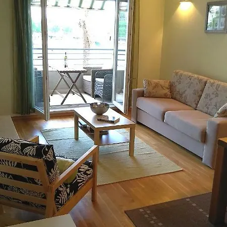 Duje Apartman